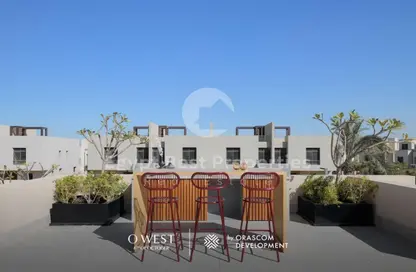 شقة - 2 غرف نوم - 2 حمامات للبيع في أو ويست - كمبوندات 6 أكتوبر - مدينة 6 أكتوبر - الجيزة