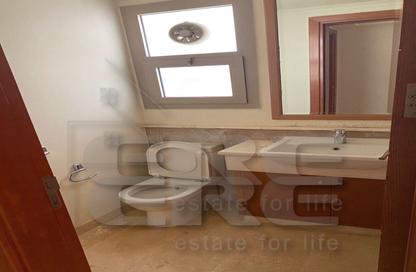 Apartment - 2 Bedrooms - 2 Bathrooms for rent in Aurora - Uptown Cairo - Mokattam - Cairo