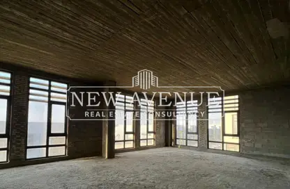 مساحات مكتبية - 2 غرف نوم - 2 حمامات للبيع في ديستريكت 5 - كمبوندات التجمع الخامس - التجمع الخامس - مدينة القاهرة الجديدة - القاهرة