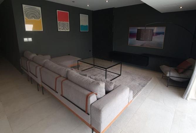 107412257 - Property Image 2