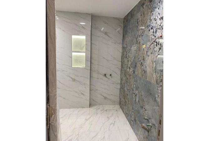 70374435 - صورة العقار 2