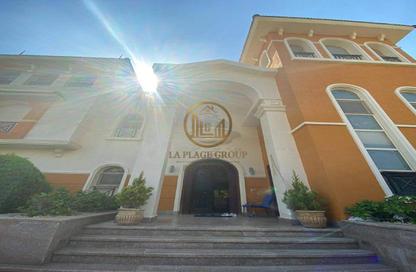 فيلا - 6 غرف نوم - 4 حمامات للبيع في مركز الأعمال المتميز - شارع التسعين الجنوبي - التجمع الخامس - مدينة القاهرة الجديدة - القاهرة