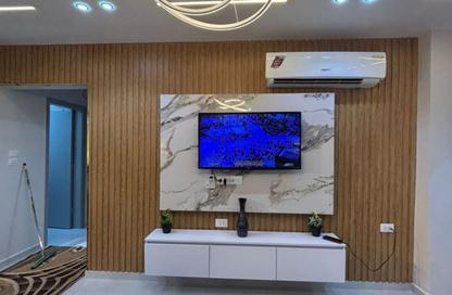 Apartment - 2 Bedrooms - 1 Bathroom for rent in 16th District - Sheikh Zayed City - Giza