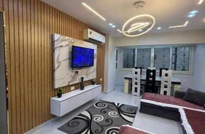 Apartment - 2 Bedrooms - 1 Bathroom for rent in 16th District - Sheikh Zayed City - Giza