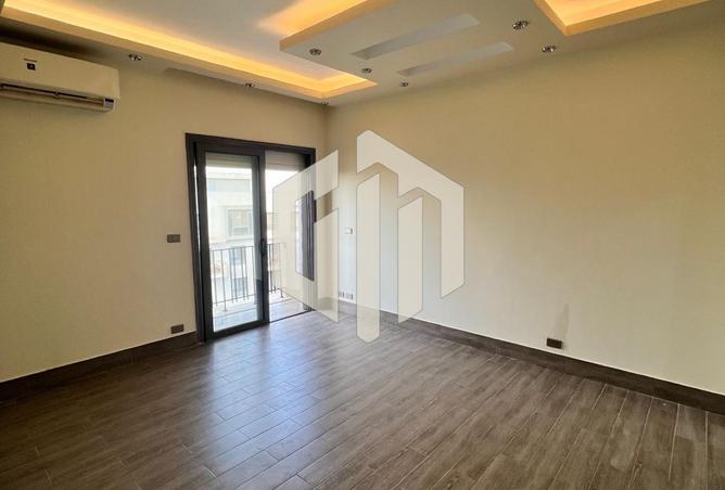 56996446 - Property Image 3