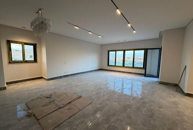 80274267 - Property Image 2