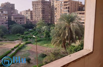 Apartment - 3 Bedrooms - 3 Bathrooms for sale in Al Maqdes Al Kabary St. - Al Hadiqah Al Dawliyah - 7th District - Nasr City - Cairo