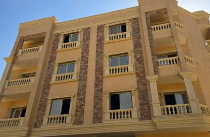 Apartment - 4 Bedrooms - 3 Bathrooms for sale in Bait Alwatan - The 5th Settlement - New Cairo City - Cairo