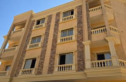 Apartment - 4 Bedrooms - 3 Bathrooms for sale in Bait Alwatan - The 5th Settlement - New Cairo City - Cairo