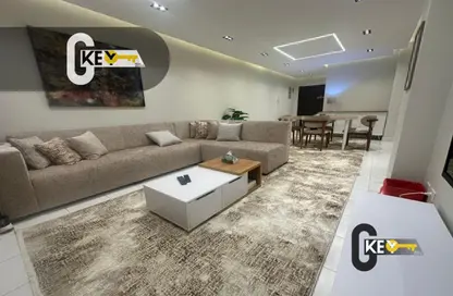 Apartment - 2 Bedrooms - 1 Bathroom for rent in Om Kalthoum St. - Rehab City Third Phase - Al Rehab - New Cairo City - Cairo