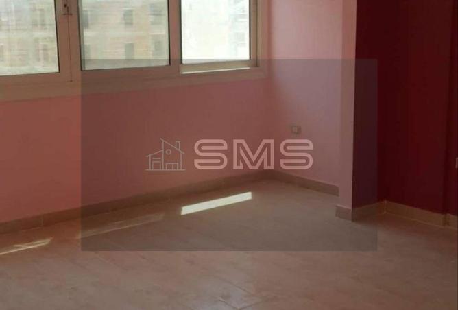 8709183 - Property Image 2