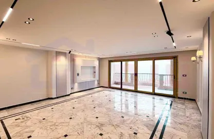 شقة - 3 غرف نوم - 2 حمامات للبيع في السرايا - سيدي بشر - حي اول المنتزة - الاسكندرية