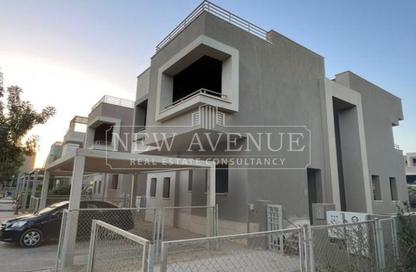 Villa - 4 - 4 for sale in Palm Hills Katameya Extension - 5th Settlement Compounds - The 5th Settlement - New Cairo City - Cairo