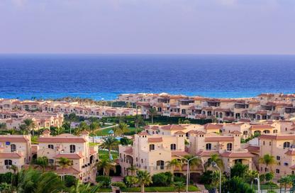 Chalet - 2 Bedrooms - 2 Bathrooms for sale in La Vista Bay - La Vista - Qesm Ad Dabaah - North Coast