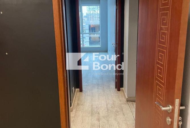 102353472 - Property Image 3