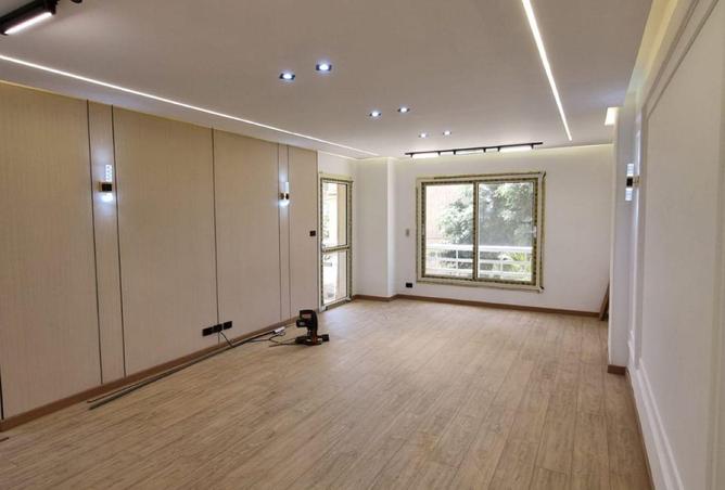 74039385 - Property Image 3