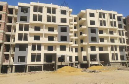 Apartment - 2 Bedrooms - 1 Bathroom for sale in Silvia Compound - 5th Settlement Compounds - The 5th Settlement - New Cairo City - Cairo