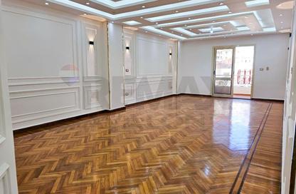 Apartment - 3 Bedrooms - 3 Bathrooms for sale in Smouha - Hay Sharq - Alexandria Apartment - 3 Bedrooms - 3 Bathrooms for sale in Smouha - Hay Sharq - Alexandria