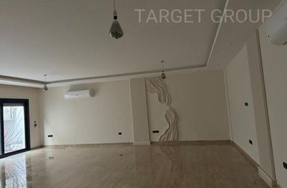 Villa - 6 Bedrooms - 6 Bathrooms for rent in Azzar - 5th Settlement Compounds - The 5th Settlement - New Cairo City - Cairo