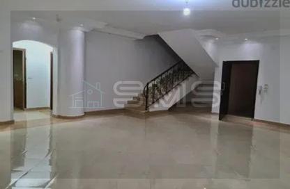 Duplex - 5 Bedrooms - 4 Bathrooms for rent in Area G - Ganoob El Acadimia - New Cairo City - Cairo