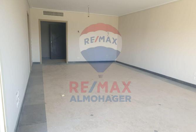 8405323 - Property Image 2