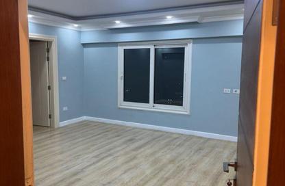 Apartment - 5 Bedrooms - 3 Bathrooms for rent in Al Nozha St. - Almazah - Heliopolis - Masr El Gedida - Cairo