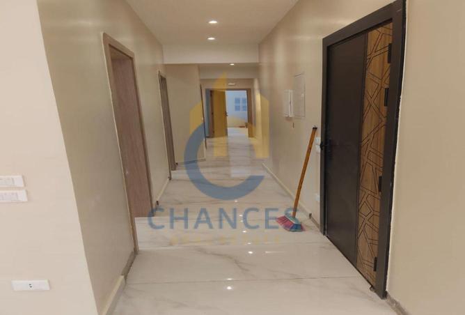 77056988 - صورة العقار 3