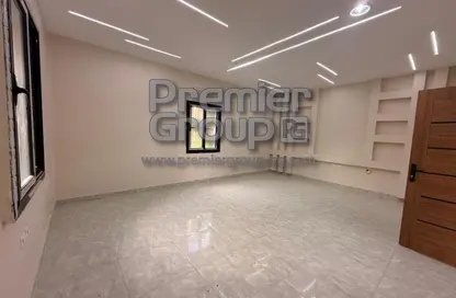 فيلا - 8 غرف نوم - 3 حمامات للايجار في سرايات المعادي - حي المعادي - القاهرة