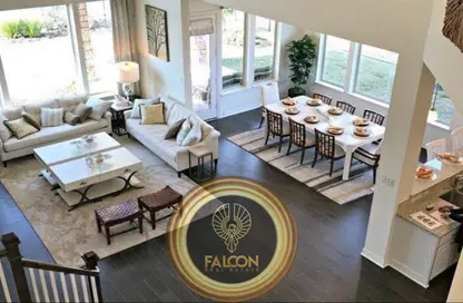 فيلا - 5 غرف نوم - 4 حمامات للبيع في أزهى - العين السخنة - السويس