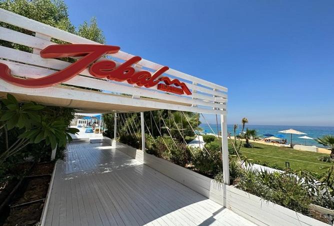 98010031 - Property Image 3