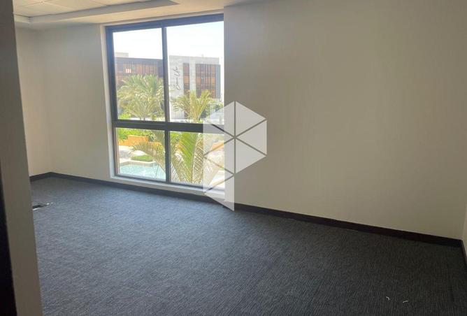 102626344 - Property Image 3