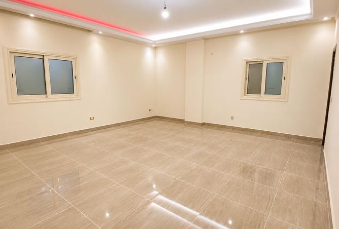 99114311 - Property Image 2