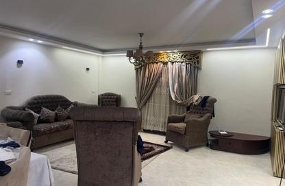 شقة - 3 غرف نوم - 2 حمامات للبيع في شارع جمال عبد الناصر - التوسعات الشمالية - مدينة 6 أكتوبر - الجيزة
