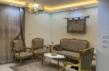 شقة - 3 غرف نوم - 2 حمامات للبيع في شارع جمال عبد الناصر - التوسعات الشمالية - مدينة 6 أكتوبر - الجيزة