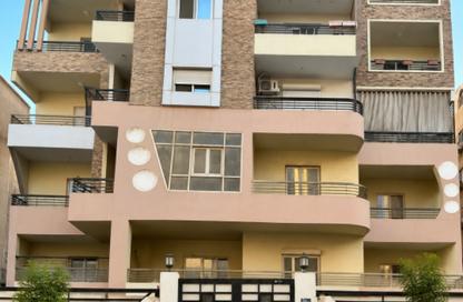 Apartment - 5 Bedrooms - 3 Bathrooms for sale in South Lotus - El Lotus - New Cairo City - Cairo