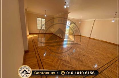 شقة - 3 غرف نوم - 3 حمامات للبيع في ميدان سانت - كفر عبده - رشدي - حي شرق - الاسكندرية