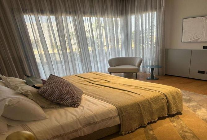 8704211 - Property Image 3