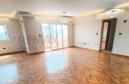 Apartment - 3 Bedrooms - 2 Bathrooms for sale in Azarita - Hay Wasat - Alexandria
