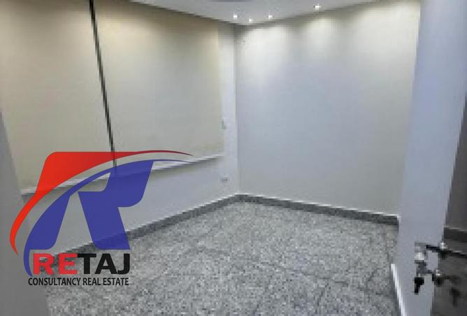 70632041 - صورة العقار 3