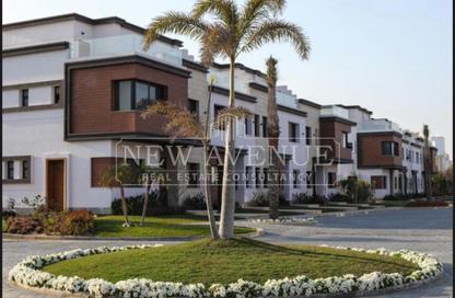 Townhouse - 4 Bedrooms - 5 Bathrooms for sale in Azzar - 5th Settlement Compounds - The 5th Settlement - New Cairo City - Cairo