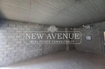 Office Space - 3 Bedrooms - 2 Bathrooms for rent in Hyde Park Business District Mall - South Teseen St. - The 5th Settlement - New Cairo City - Cairo