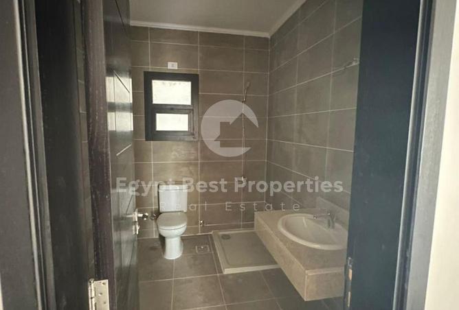 52453220 - صورة العقار 3