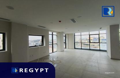 Office Space - Studio - 2 for rent in Point 90 Mall - South Investors Area - New Cairo City - Cairo