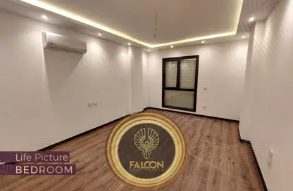 شقة - 3 غرف نوم - 3 حمامات للبيع في الجار - كمبوندات الشروق - مدينة الشروق - القاهرة