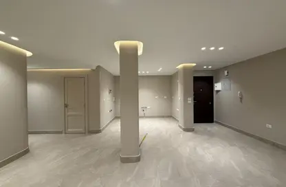 Apartment - 2 Bedrooms - 2 Bathrooms for rent in Ahmed Bin Hanbal St. - Rehab City First Phase - Al Rehab - New Cairo City - Cairo