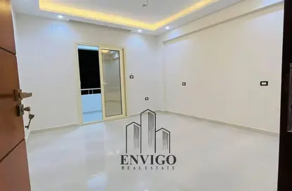 Apartment - 3 Bedrooms - 2 Bathrooms for sale in Nabil Khalil St. - 6th Zone - Nasr City - Cairo