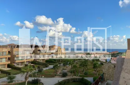 (بنتهاوس  (روف - 2 غرف نوم - 2 حمامات للبيع في بلومار وادي دجلة - سيدي عبد الرحمن - الساحل الشمالي