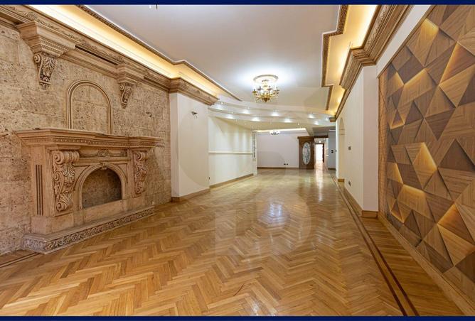 8716010 - Property Main Image