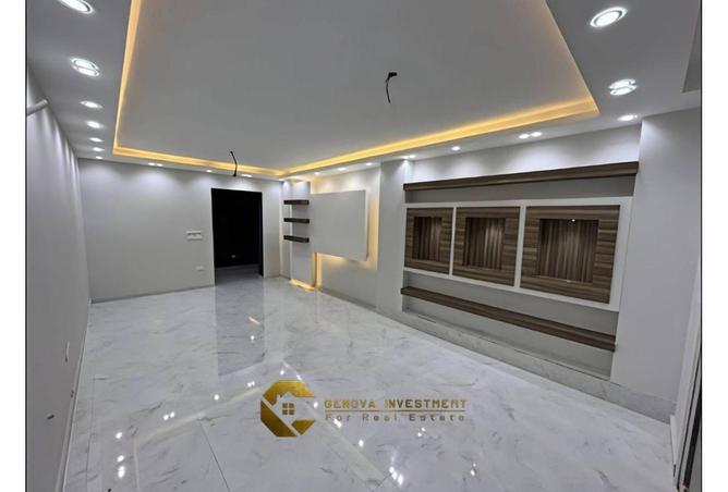 8573933 - Property Image 3