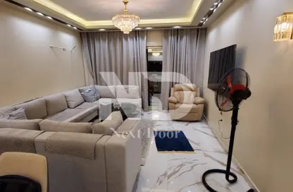 شقة - 2 غرف نوم - 2 حمامات للايجار في بارك سايد الشروق - معادى فيو - كمبوندات الشروق - مدينة الشروق - القاهرة